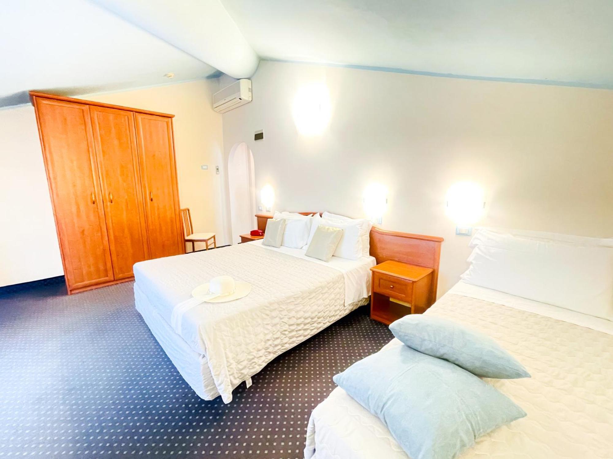 Hotel Bolognese Μπελάρια-Ιτζέα Μαρίνα Εξωτερικό φωτογραφία