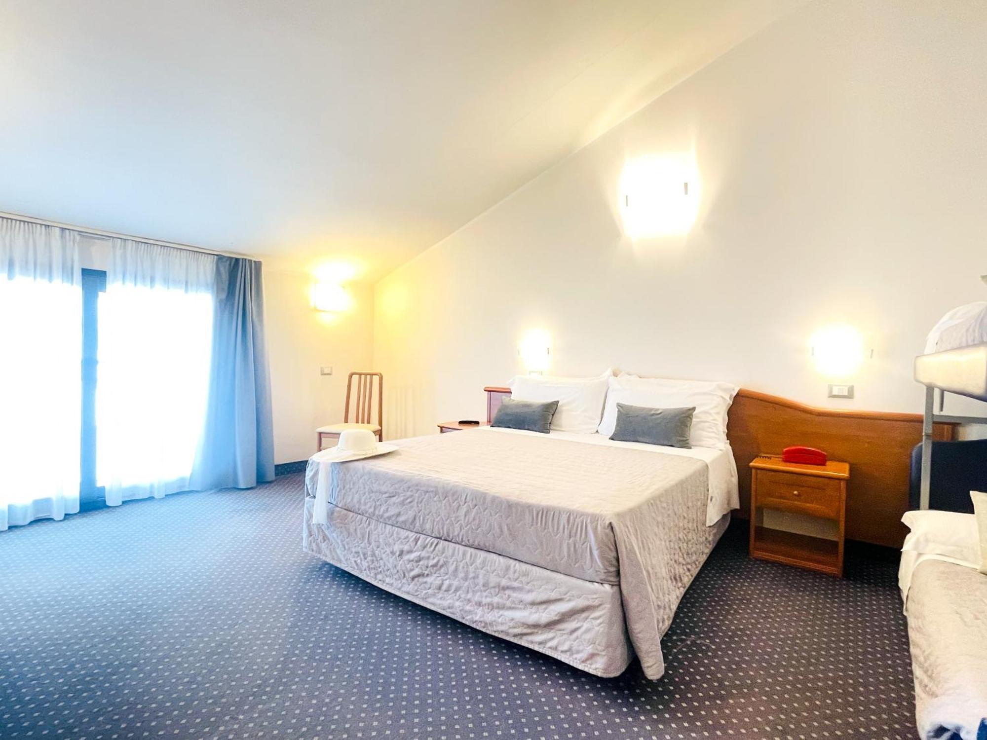 Hotel Bolognese Μπελάρια-Ιτζέα Μαρίνα Εξωτερικό φωτογραφία
